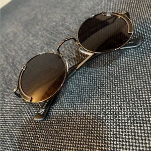 Disturbia EMILIE Round Sunglasses